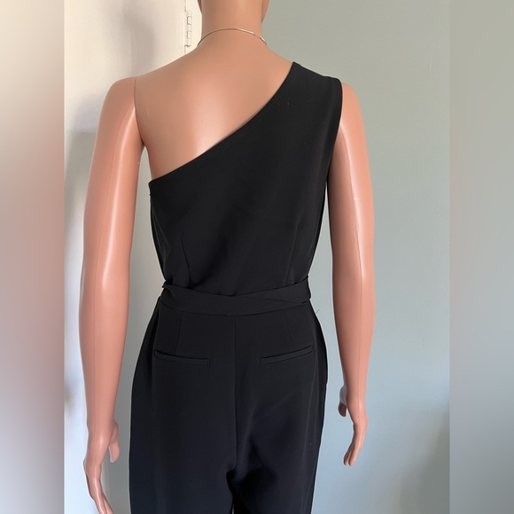 Banana Republic Black One Shoulder Wide Legs Cropped Jumper Romper Size 2 - Picture 4 of 14